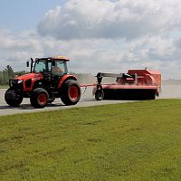 Airport runway sweeper truck-mountedelectric