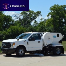 Airport runway sweeper 210h®ride-on
