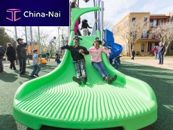 Upright slide SLALOMfor playground