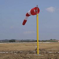 Airport wind cone WC-Iwith mastinternally illuminated