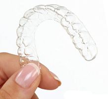 Transparent dental aligner ClearGuide