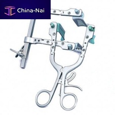 Cervical retractor CCRorthopedic surgery