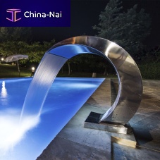 Pool fountain