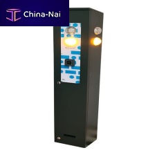 Advertising kiosk totem CITY 2NdynamicLEDfor airport