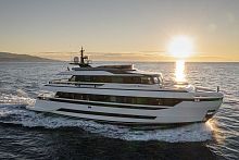 Cruising motor yacht EXTRA X96 Triplexflybridge8-cabindisplacement
