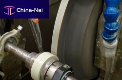 Cylindrical grinding metalceramic