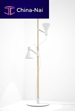 Floor-standing lamp ARBOREUMlacquered steelwoodcontemporary