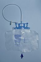 Urinary drainage set graduatedwith anti-reflux valve