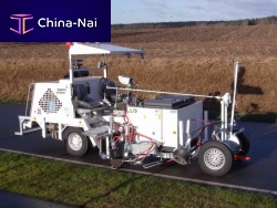 Self-propelled paint striping machine WT 1000for thermoplasticsfor runway