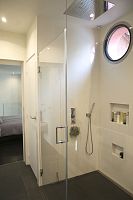 Fixed shower screen cornertempered glass