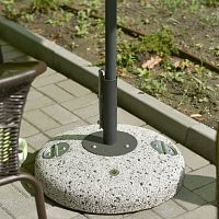 Galvanised steel patio umbrella base 31powder-coated steelhigh-performance concretefiber-reinforced concrete