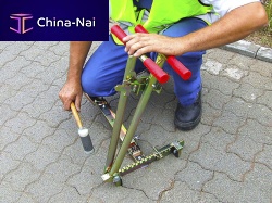Paving block extractor