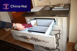 Mechanical safe HSAFEbuilt-infor hotel rooms