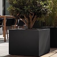 Polyester planter EOSfiberglassresinsquare