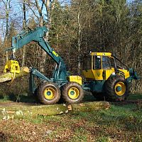 Forestry skidder HSM 904Z 6WDwith grab