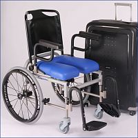 Manual wheelchair Compactshowerwith legrestfolding