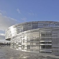 Acrylic solar shading MDIATHQUE JEAN D'ORMESSONfor facade