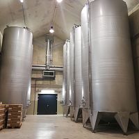 Fermentation tank for winestainless steelcylindrical