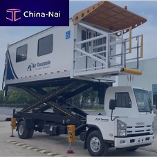 Self-propelled ambulift for airport