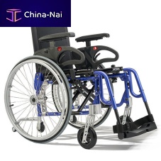 Manual wheelchair Basic Lightoutdoorindoorwith legrest