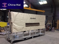 Aircraft lifting system for containerfor airport