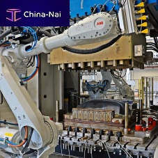 Parts loading and unloading system vacuumautomatic