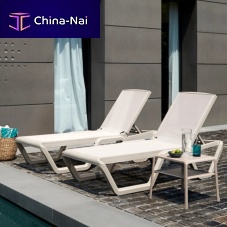 Contemporary sun lounger Velafabricfiberglasstechnopolymer