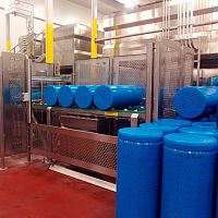 Production line conveyor system transportfor the food industry