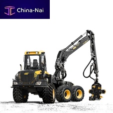Rubber-tired forestry harvester Beaveraerial crane