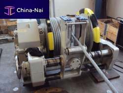 Ship winch towingelectric drivehydraulic drive