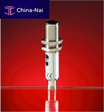 Reflex type photoelectric sensor cylindricalinfraredIP67