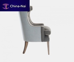 Traditional armchair DARIAleather