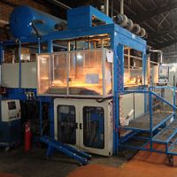 Single station molding machine automatic