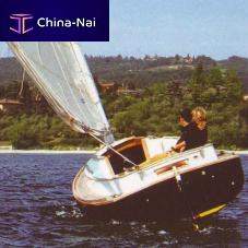 Cruising sailboat DIFFERENCEracing1-cabinwooden