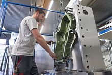 CNC turning machining ironsteelstainless steel