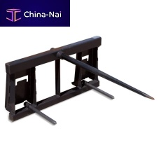 Agricultural pallet fork for bales