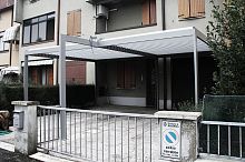Self-supporting pergola wall-mountedaluminumsun shade louvers
