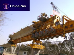 Rubber-tired gantry crane