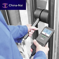 Force measuring device SKM 2digitalportablewith integrated screen