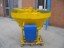 Concrete mixing bucket
