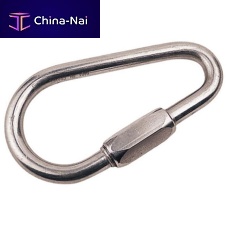Pear-shaped quick link for sailboats