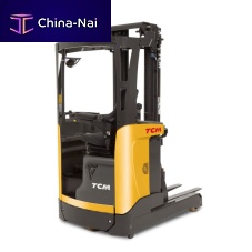 Electric reach truck RT seriesside-facing seatedhandlingfor warehouse