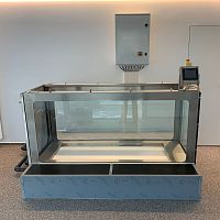 Underwater veterinary treadmill for dogs