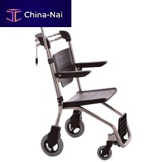 Indoor patient transfer chair QUATTROoutdooron casterswith legrest