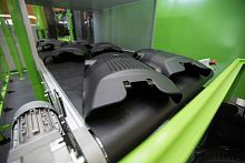 Belt conveyor horizontaltransportfor bulk materials