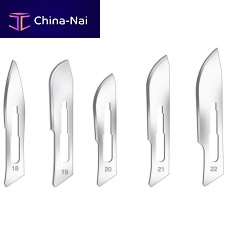 Single-use scalpel blade
