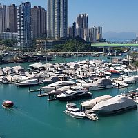 Floating dock modularmooringfor marinas