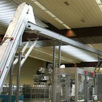 Cap conveyor airhorizontaltransport