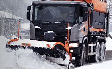Small vehicle snow-plow Polyx