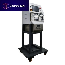 Laboratory pelletizer knife